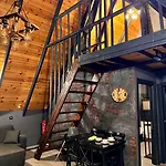 Club Armada Hotel